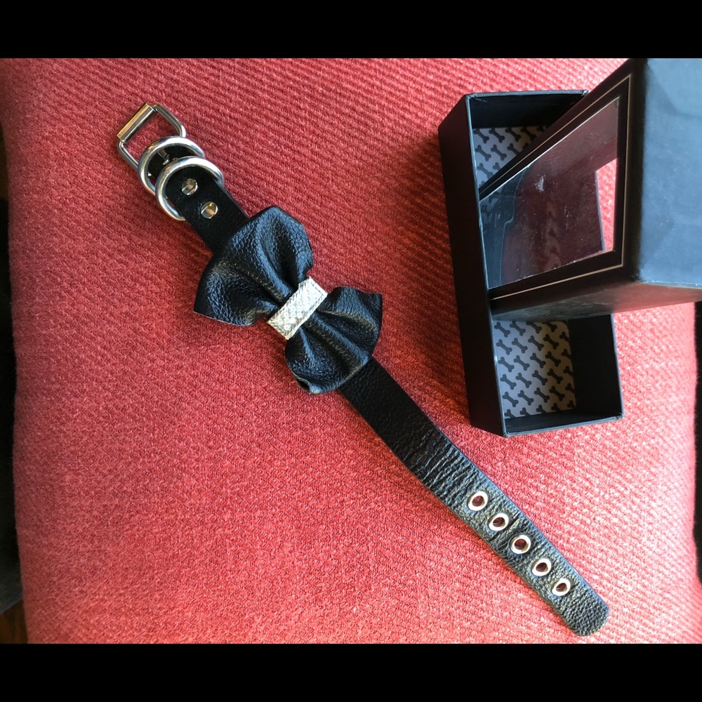 Leather dog collar